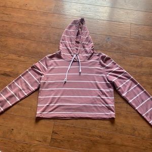 Hooded, slightly cropped, long sleeve top